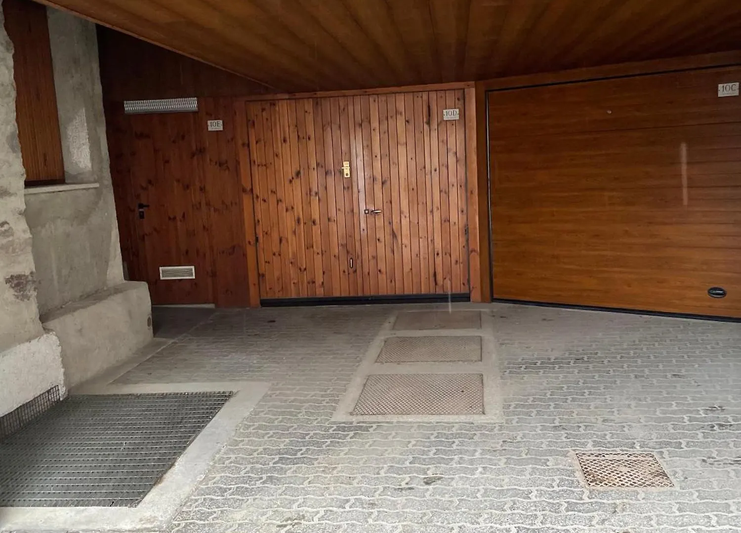 Cristian Castello - La Poltrona Rossa Apartment Ponte Di Legno