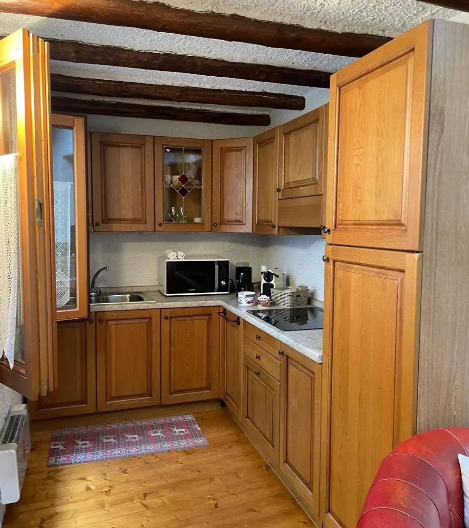 Cristian Castello - La Poltrona Rossa Apartment Ponte Di Legno